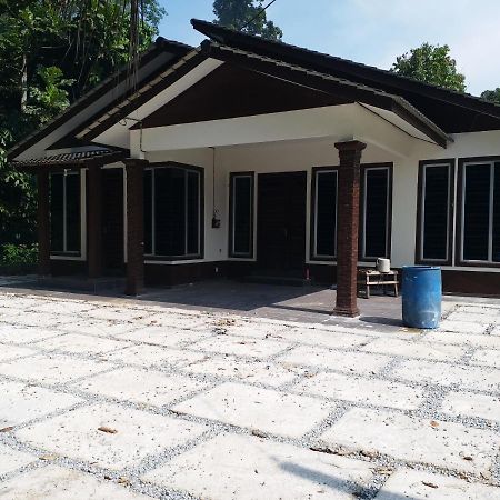 Alias Residence - Homestay Kubang Kerian コタバル エクステリア 写真